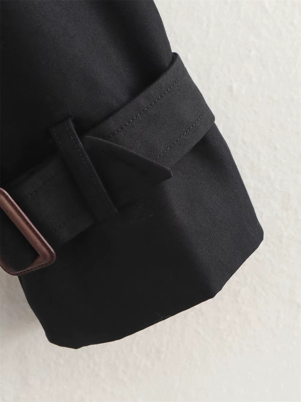 Olivia | Chaqueta corta estilo trench
