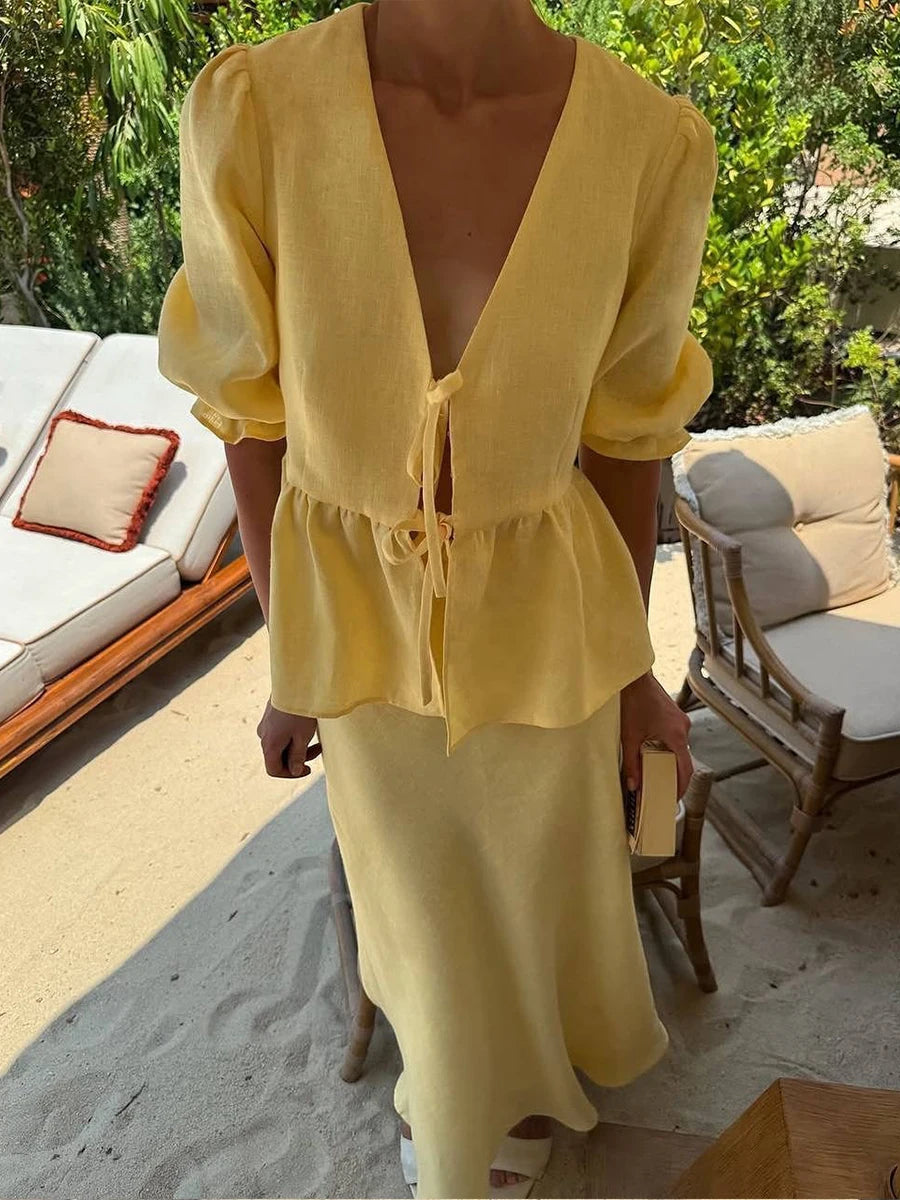 Aitana | Conjunto elegante de blusa anudada y falda algodón